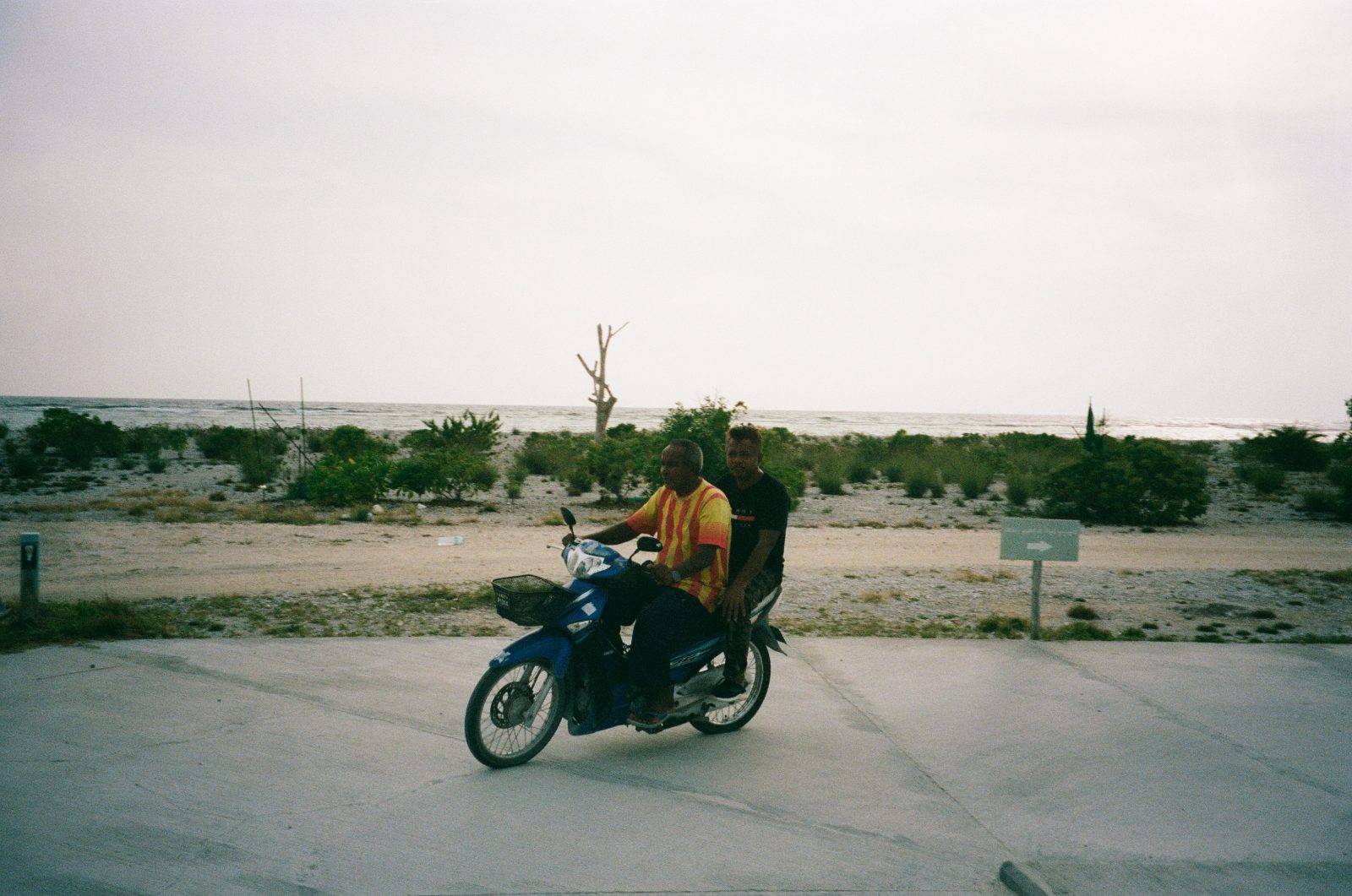 Frame 25