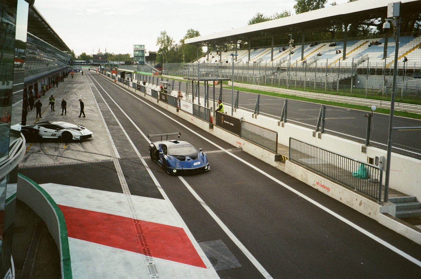 Monza, frame 09
