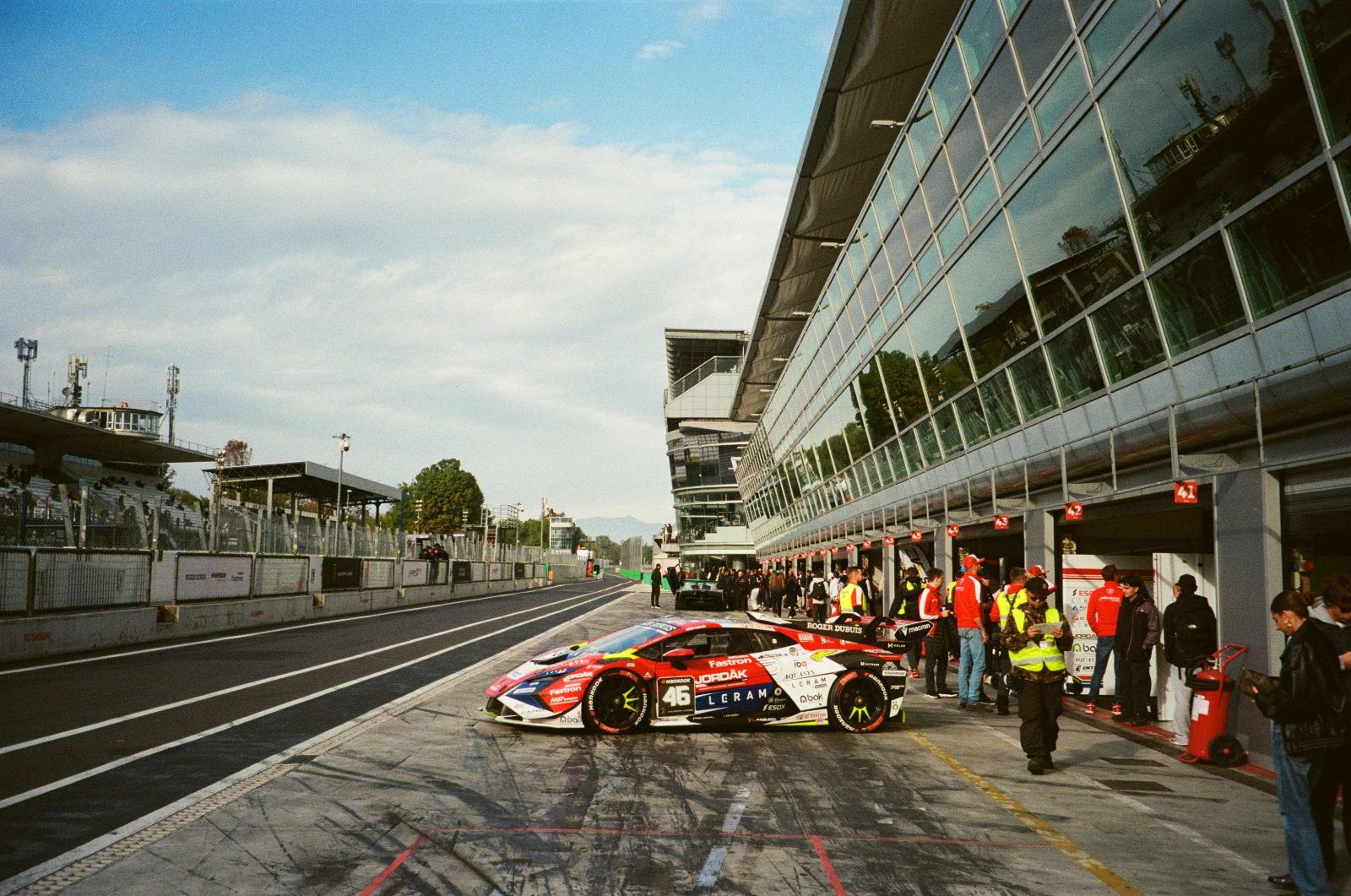 Monza, frame 18